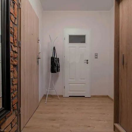 Nad Jeziorem Czos *